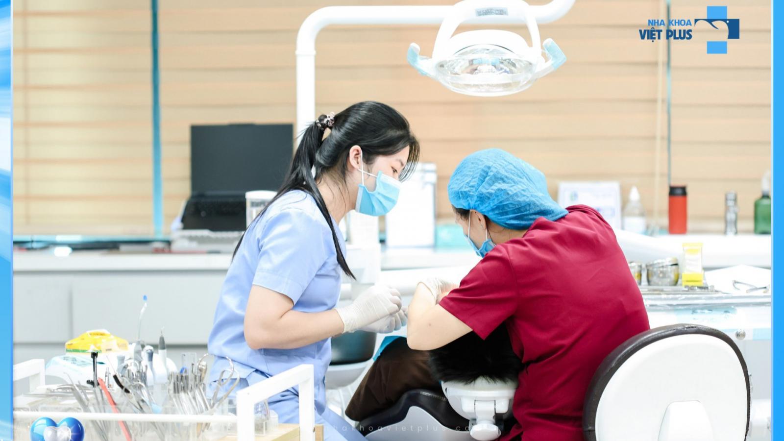 Niềng Răng Khay Trong Suốt Invisalign – Đều Đẹp, Tự Tin Hơn Mỗi Ngày